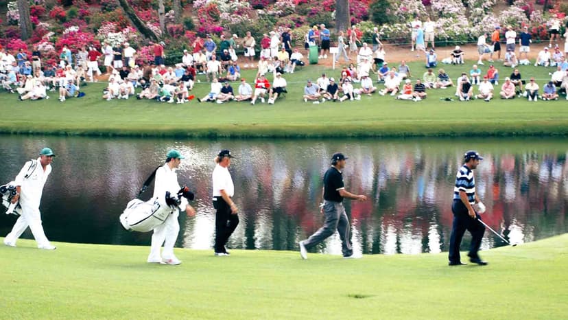 How much can you earn as a pro golf caddy?